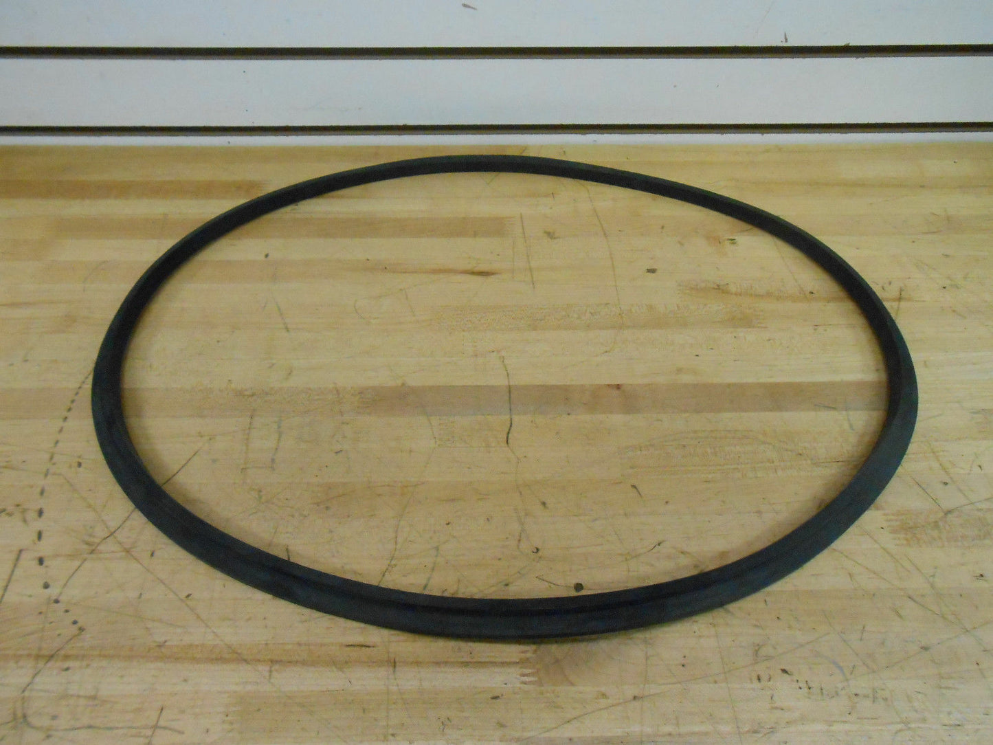 GASKET , MANHOLE ; HEMT T , P15 , R9 , SIXCON ; 5330-01-134-1986 3560BN TKG5451