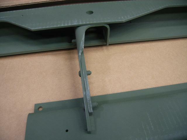 Bracket/Support, Rear D-Beam ; Mil. Hummer ; 2590014109968 12446928 WA1244928P