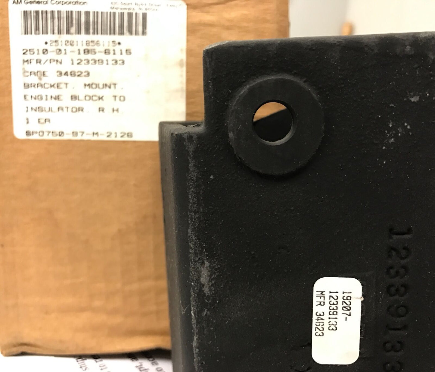 BRACKET , 6.5L ENGINE MOUNT , RH ; M998A1 , HUMMER ; 12339133 5590671 5577730