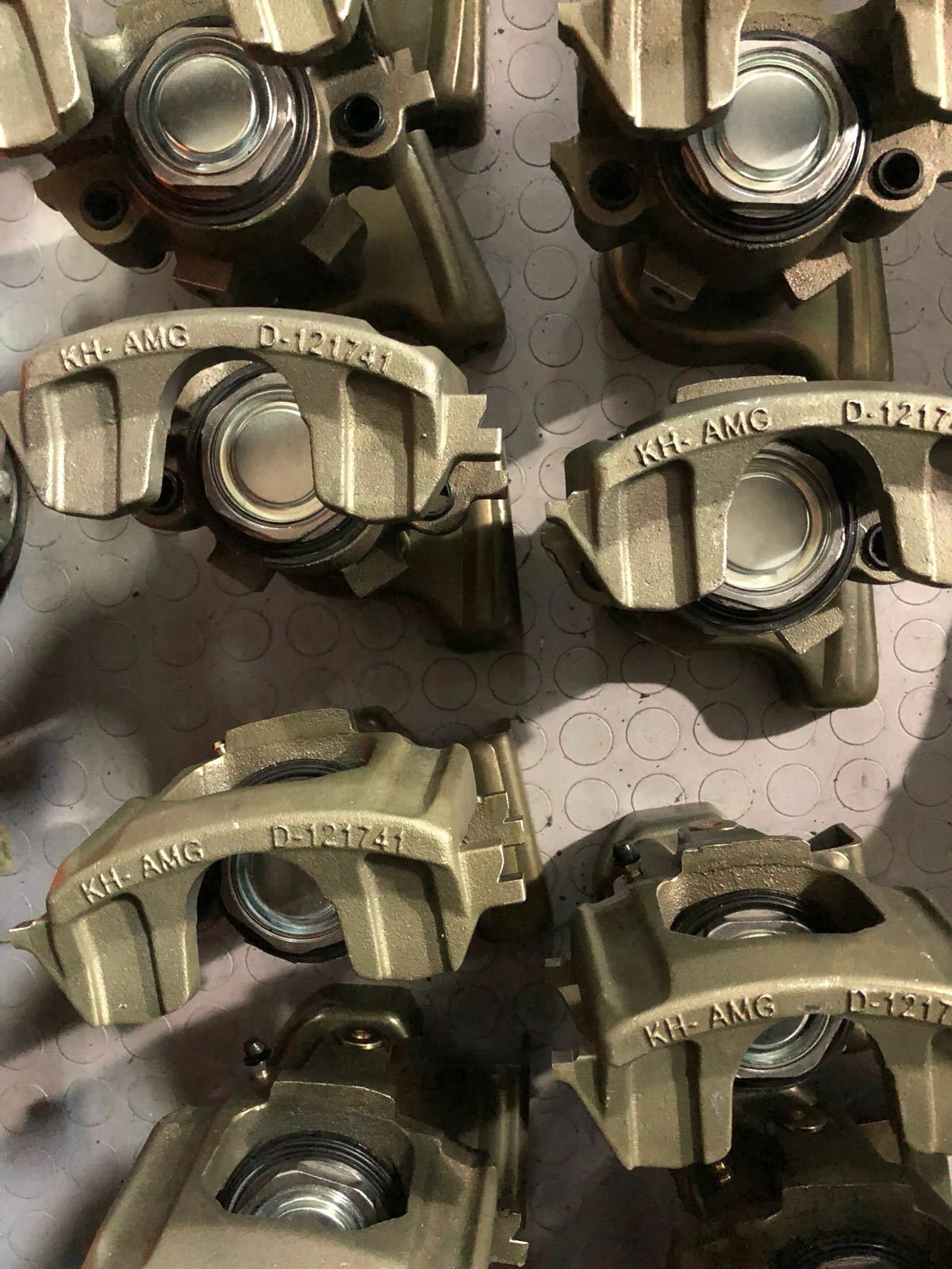 LH & RH Rear Brake Caliper ; Mil. Hummer ;  12342341 & 12342342