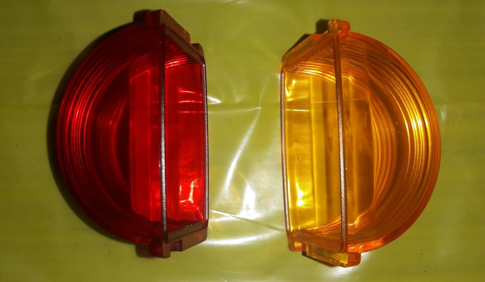 1 RED & 1 AMBER  MARKER LIGHT LENS ; MS35421-1 & MS35421-2