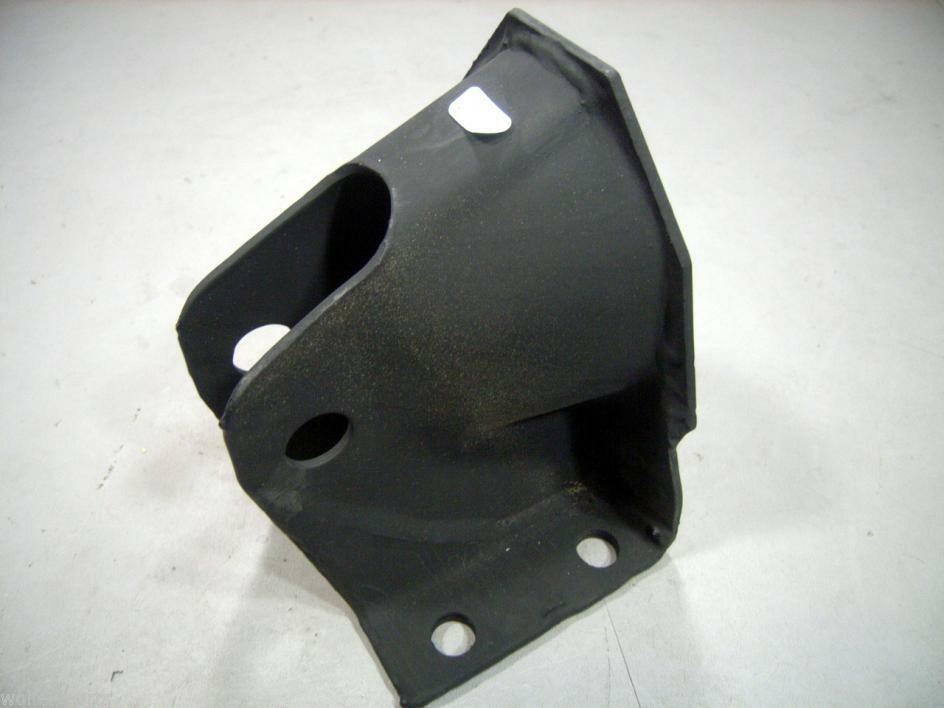 BRACKET , REAR-UPPER SPRING/SHOCK ; Hummer ; 12338190 5589107 2540012035664