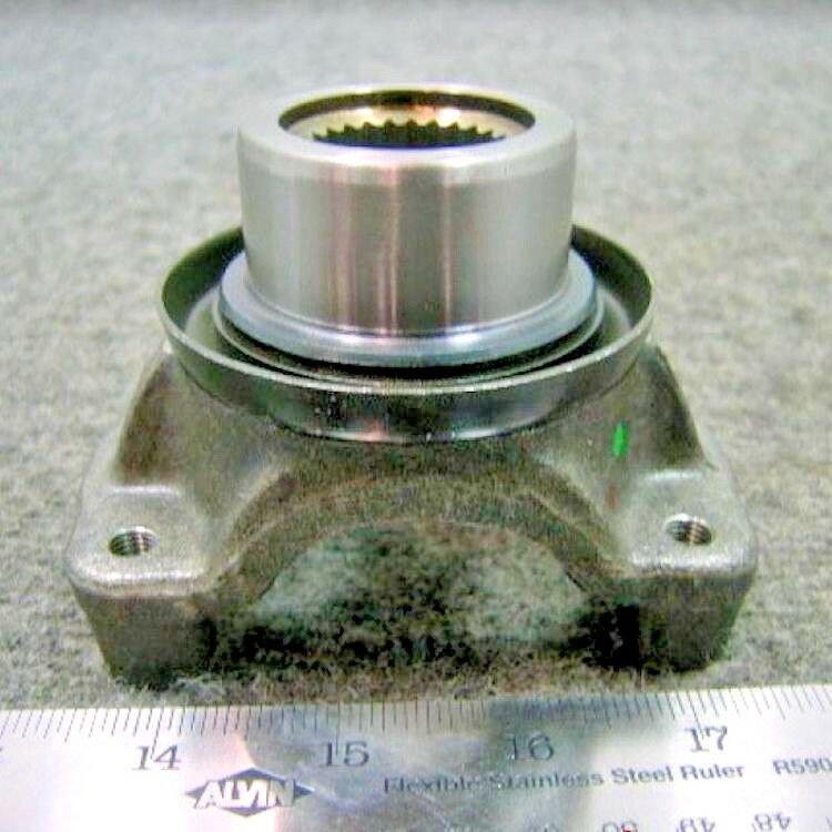 YOKE , INPUT REAR DIFFERENTIAL ; Humvee H1 ; 2520-01-432-3492 5937525 5936880-E