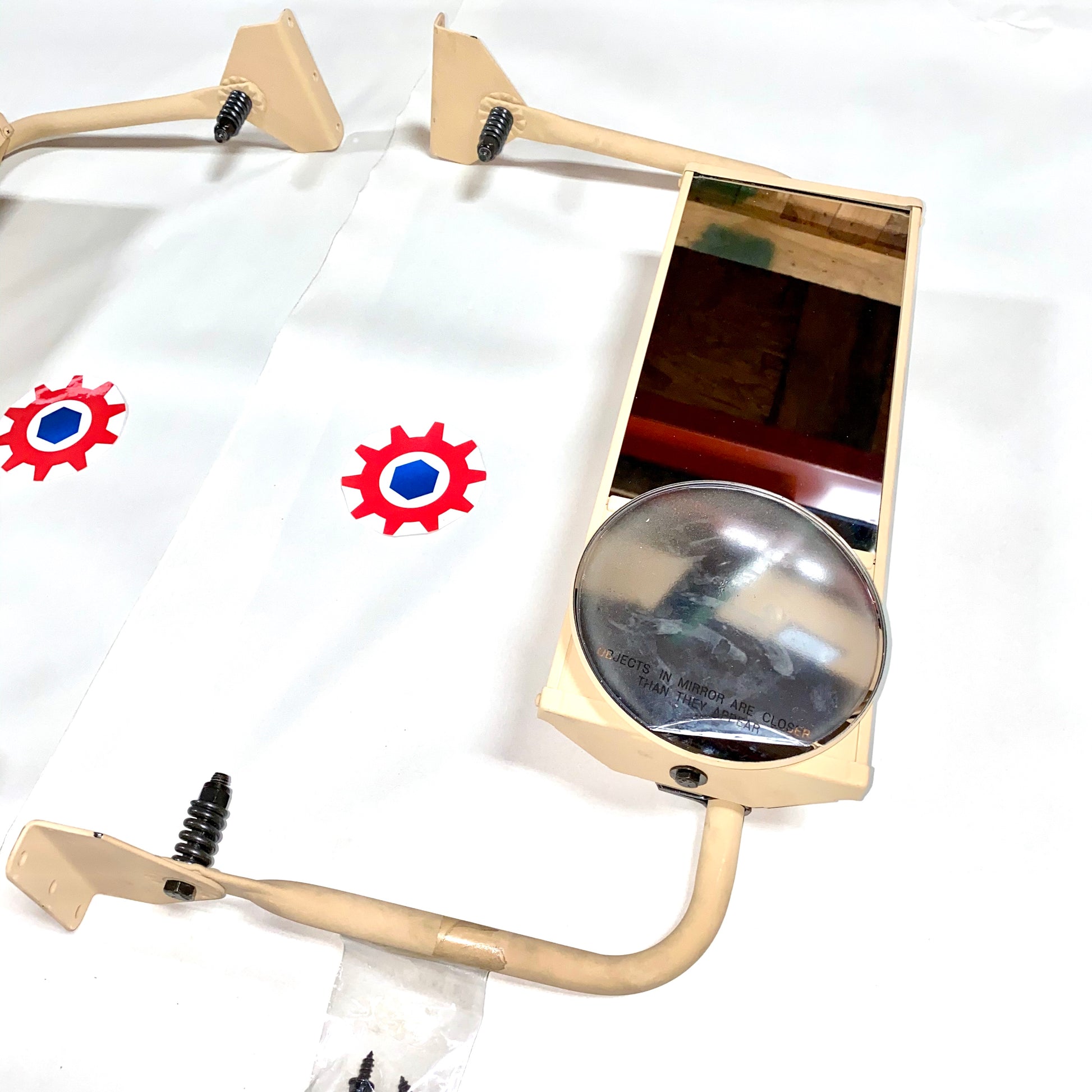 REARVIEW MIRRORS LH&RH ; MRAP ; 613253 & 613251 / 1000472 & 1000473