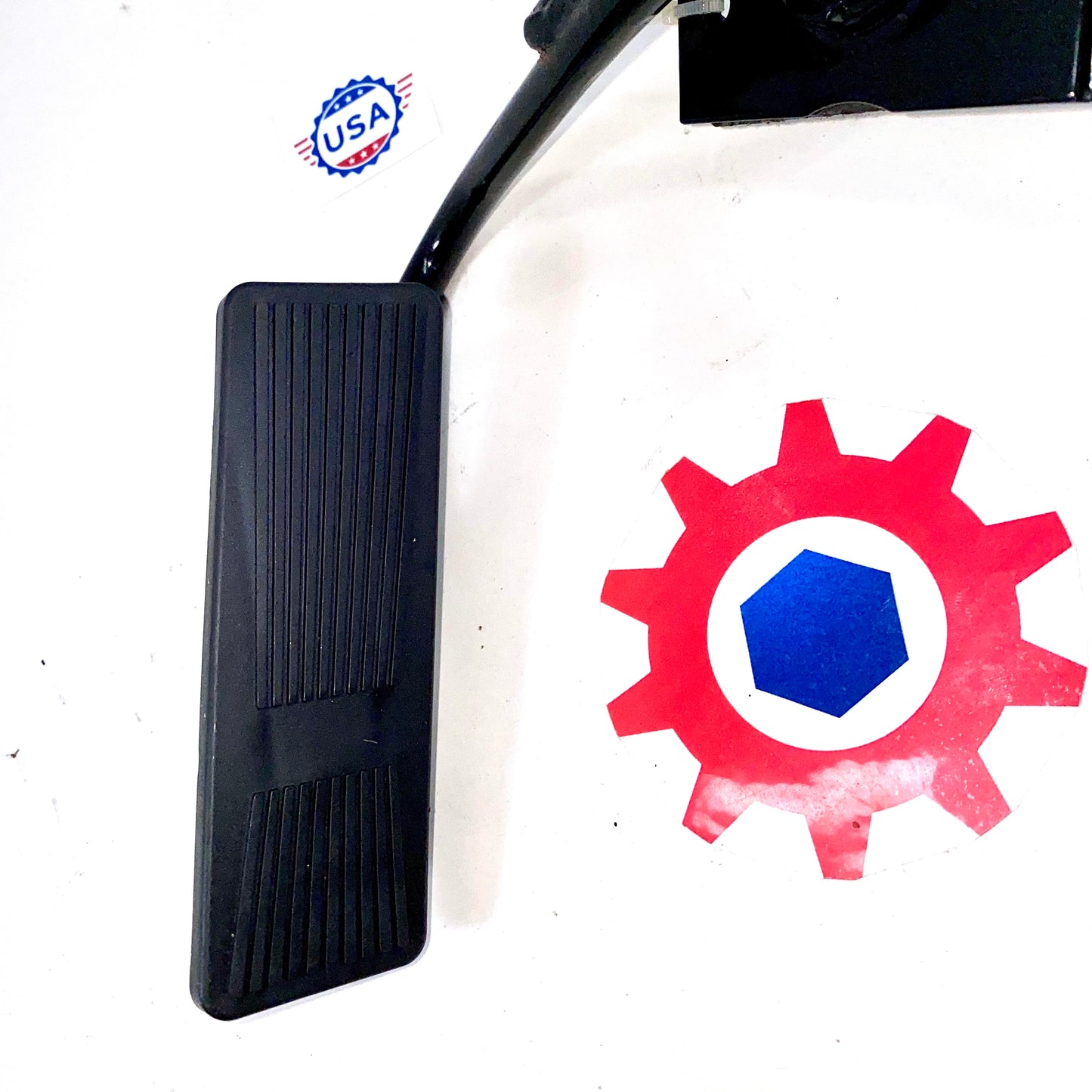 Fuel Pedal Assembly ; M998 Mil. Hummer ; 5583083 12338369 2540-01-217-2669
