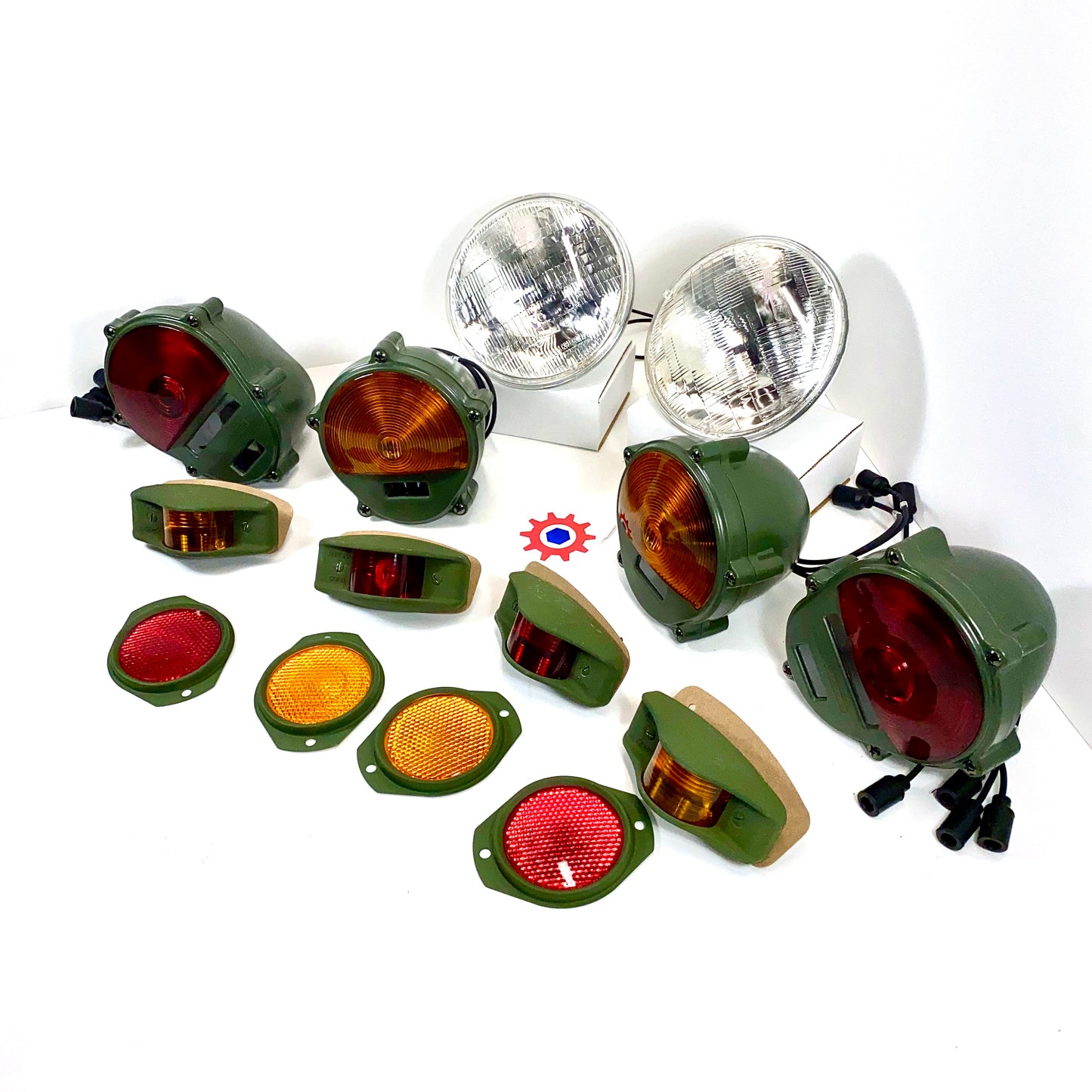 Set of Lights & Reflectors w/383-Green Housings&24v bulbs - Hummer M35 M939 etc.