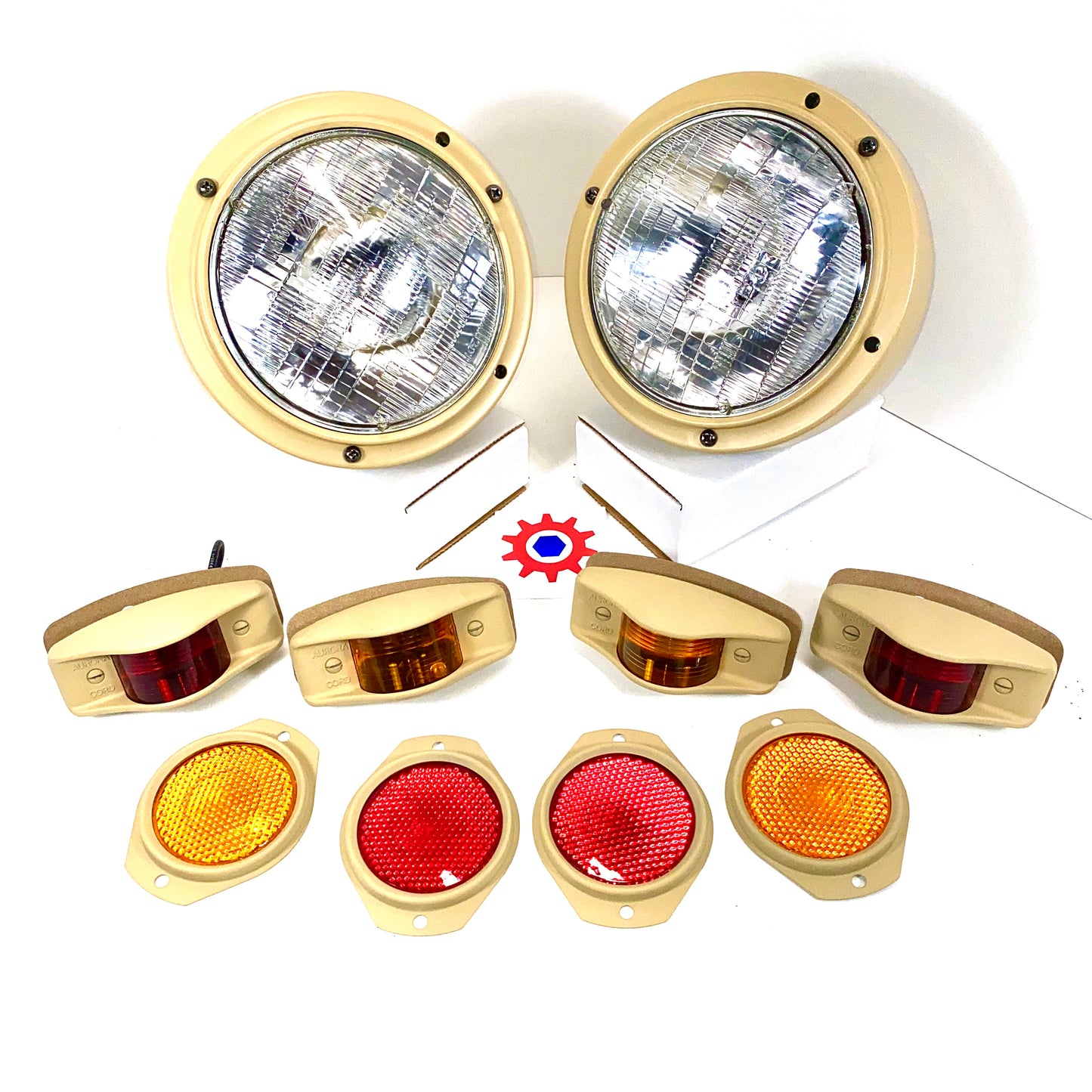Set of Lights & Reflectors w/686-Tan Housings&24v bulbs - Hummer M35 M939 etc.