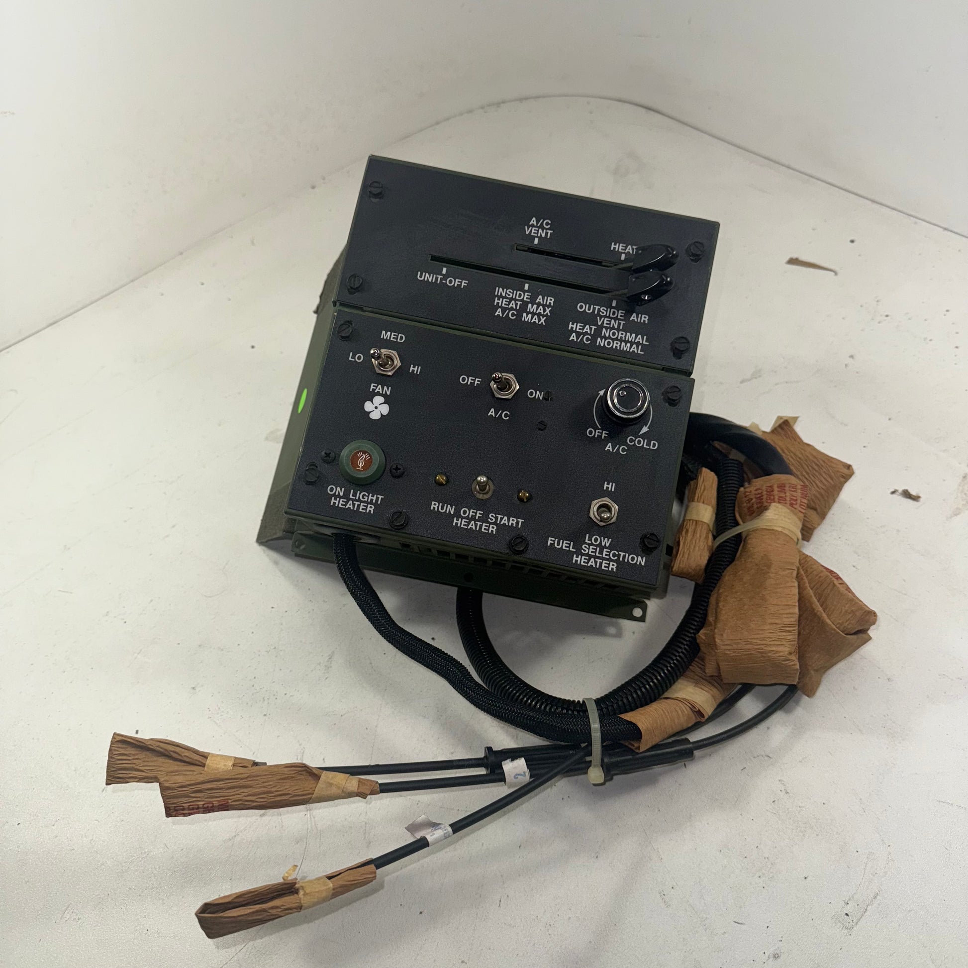 A/C Heater Control Box Humvee 2540-01-265-3234 410913 5934217 12341978
