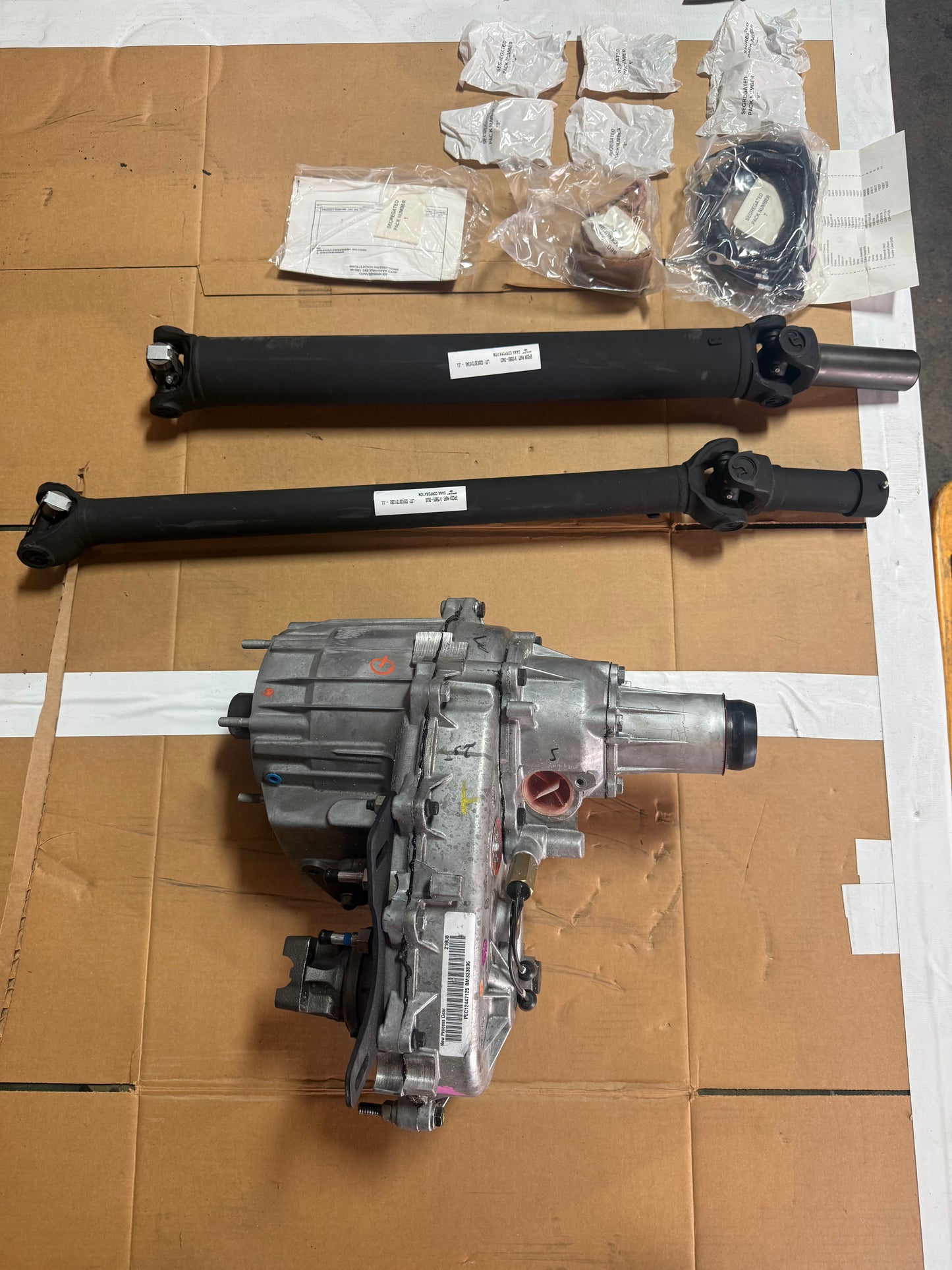 TRANSFER CASE 242 Update Kit ; 2520-01-434-0822 57k3498 Mil. Hummer EC12447125 6005789-A 21908 2520014092512