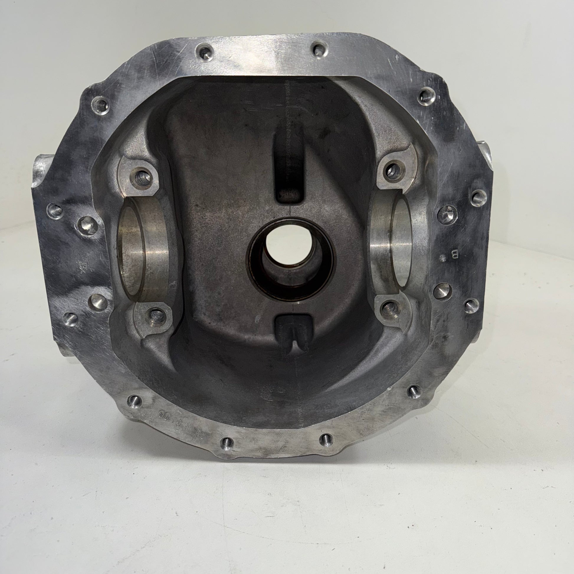 Differential Housing 3040-01-174-9130 5579424
