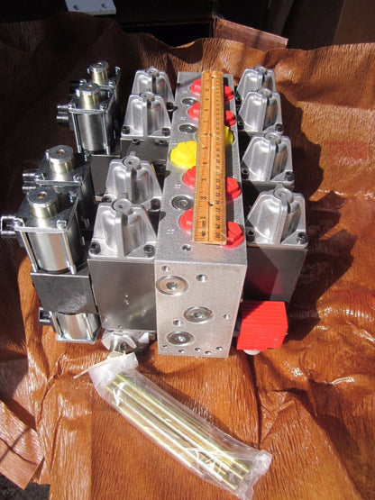 VALVE,LINEAR,DIRECTIONAL CONTROL 4810-01-193-1871 60650-98 7-926-001482 2CK126 606500-8