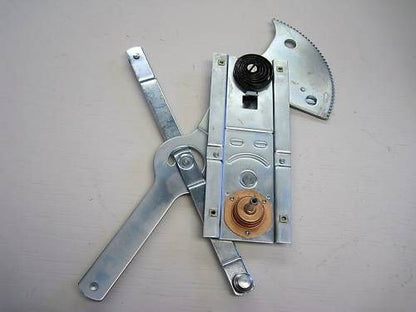 REGULATOR, RH DOOR WINDOW 2540006930603 , 7373290 , 101081R91 , 1588E3 , 955350