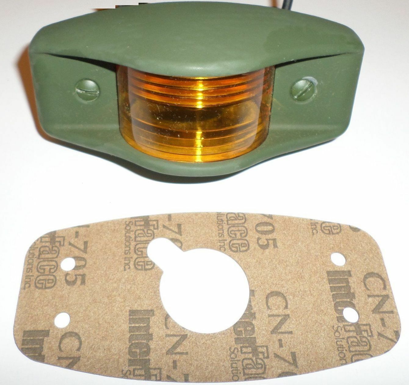 Side Clearance Light, 383 Green Housing , Amber Lens, LED-24V; MS35423-1 w/LED