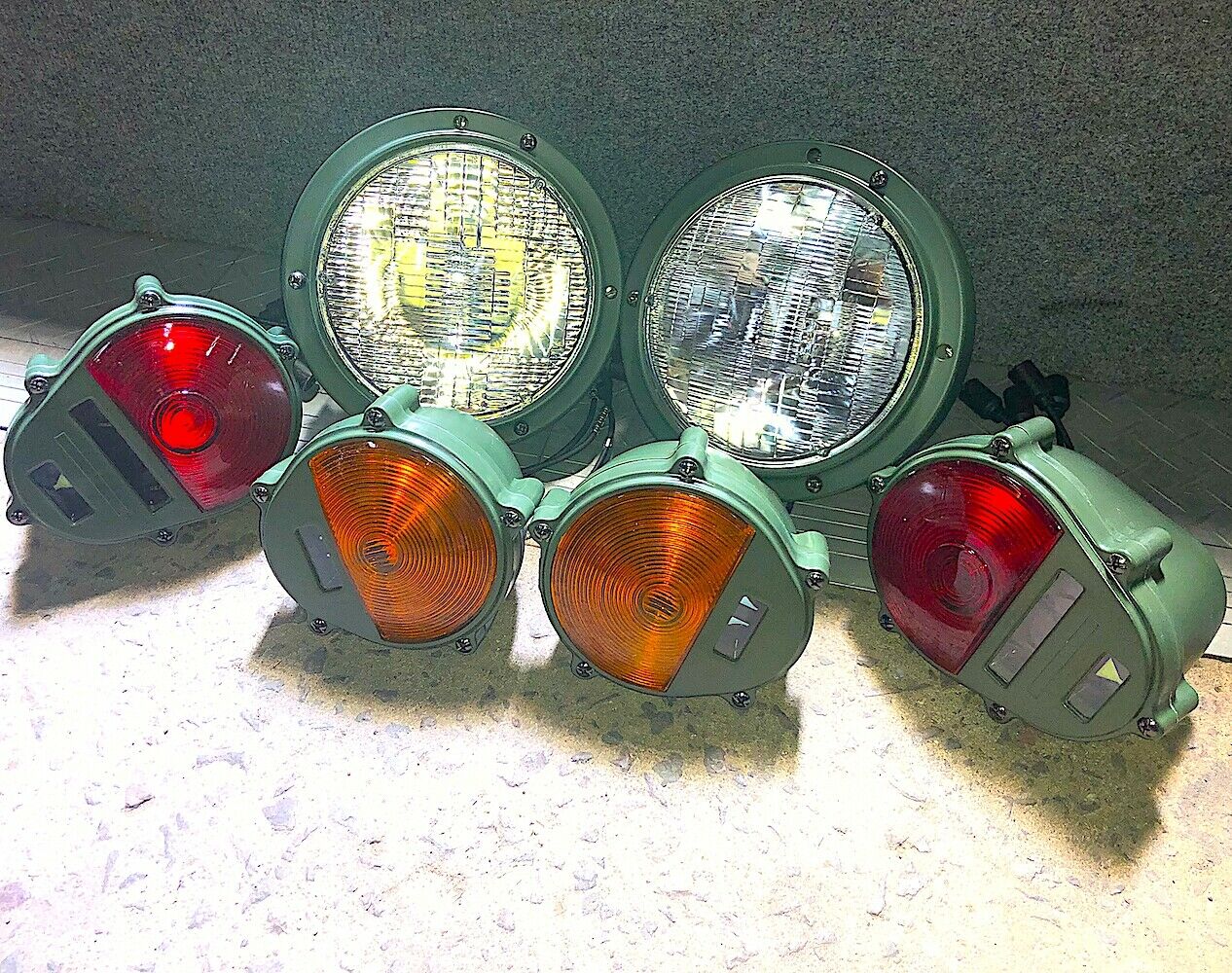 Set of 2 - Headlight Asm., 2 - Taillights, & 2 - Parking Lights  M939  M35  M998