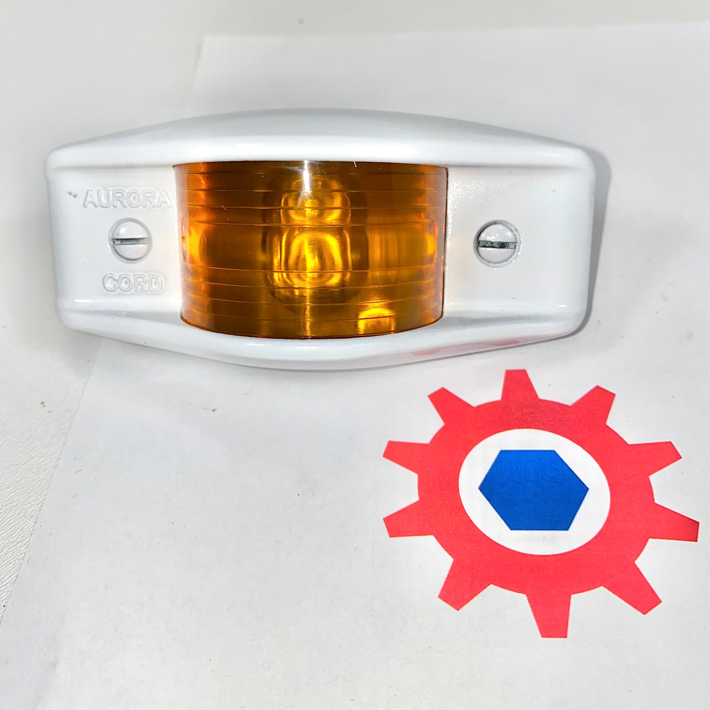 Side Clearance Light , WHITE Housing , AMBER Lens , LED-24V ; MS35423-2 w/LED