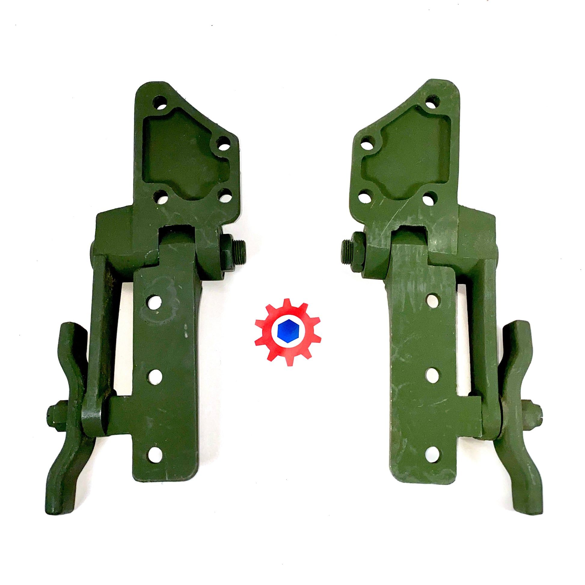 1 Set = LH & RH - WINDSHIELD HINGES, OUTER ; 5Ton or 2.5Ton ; 7373321 & 7373322